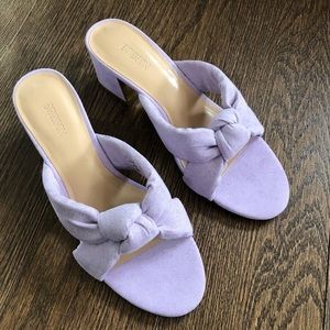 NEW! Sandals Lavender